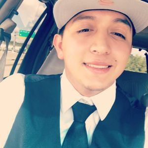 Meet your Posher, Aaron